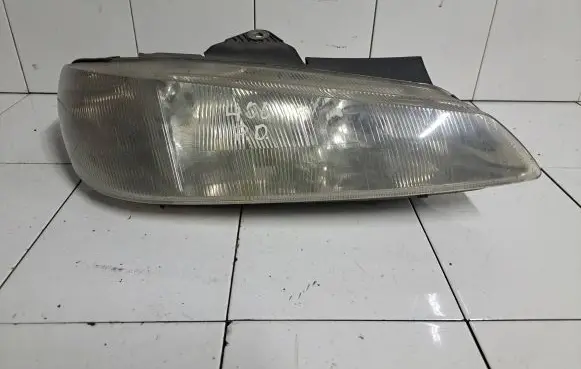 Peugeot 406 Headlight/headlamp 0301037022
