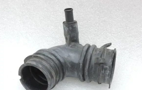Toyota Yaris Air intake hose/pipe