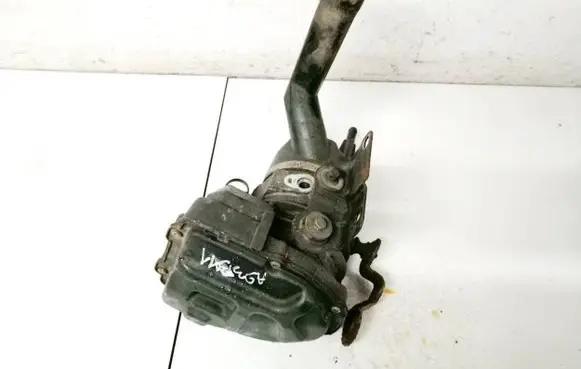 Citroen C4 II Power steering pump 542454