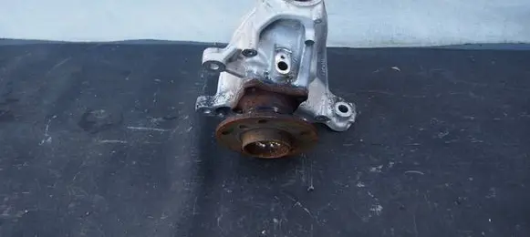 BMW i3 Front wheel hub bmw i3 zwrotnica PRZÓD prawa PRAWY piasta 6852160