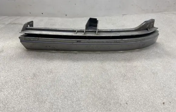 Opel Zafira A Under headlight/headlamp trim 90580652
