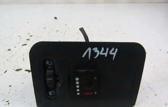 Renault Thalia I Headlight level height control switch 