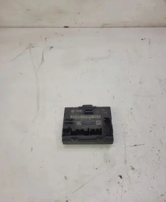 Audi A1 Door control unit/module 8X0959793D