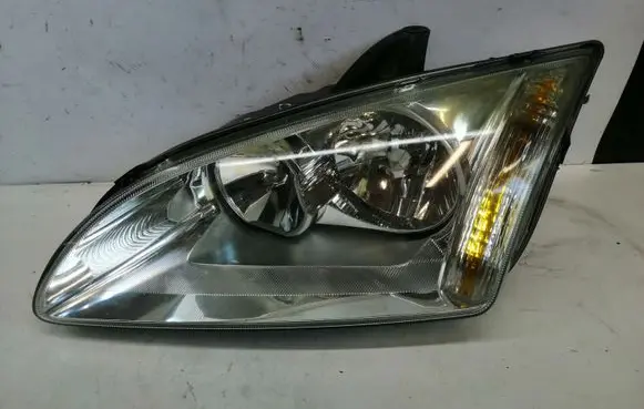 Ford Focus Headlight/headlamp