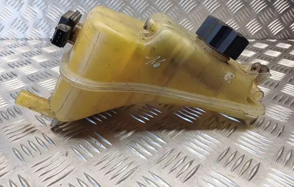Coolant expansion tank/reservoir