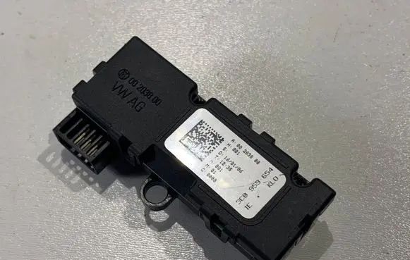 Volkswagen PASSAT B6 Steering angle sensor 3C0959654