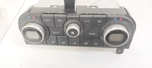 Nissan Qashqai Climate control unit 27500jd40d a02000a7703001