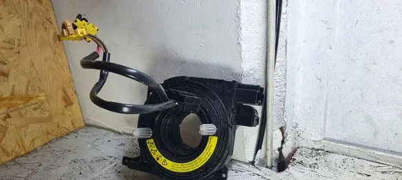 Volvo XC70 Airbag slip ring squib (SRS ring) 30773885