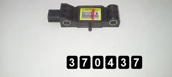 Mitsubishi Grandis Camshaft speed sensor mn141004