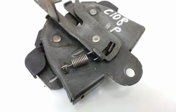 Mitsubishi Grandis Engine bonnet/hood lock/catch