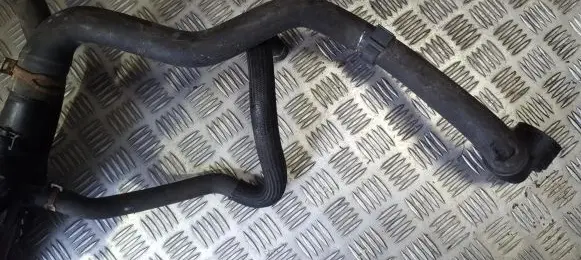 Ford Mondeo MK IV Engine coolant pipe/hose