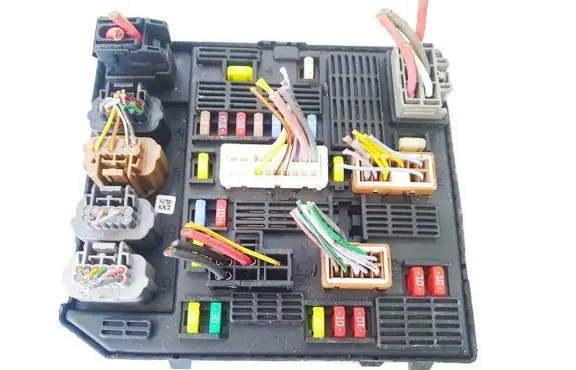 Renault Scenic III - Grand scenic III Fuse box set 284b62342r 0231040200348