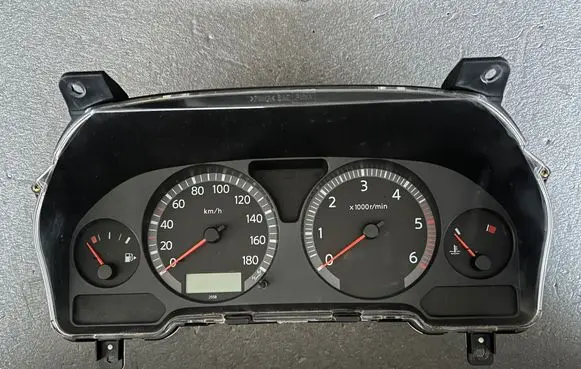 Nissan Patrol Y61 Speedometer (instrument cluster) 24812VC200 24813VB200