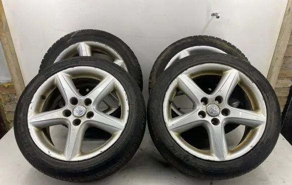 Toyota Corolla Verso E121 R17 alloy rim 426110F080