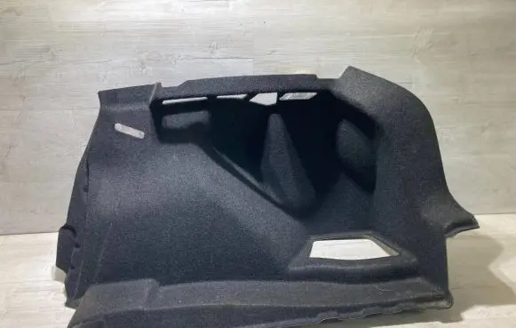 Trunk/boot side trim panel
