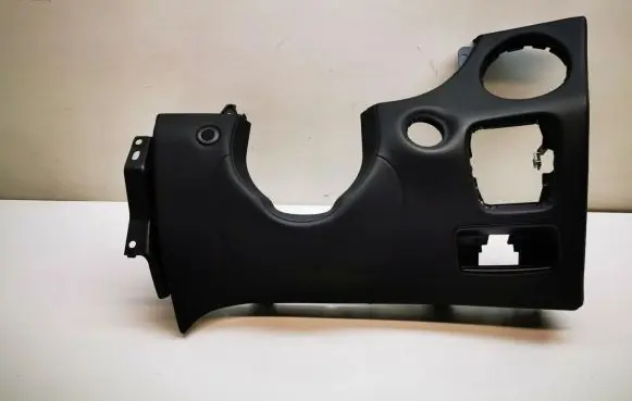 Mercedes-Benz CLS C219 Dashboard lower bottom trim panel E048821022