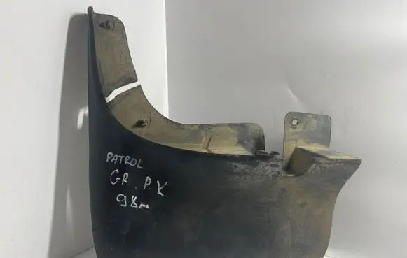 Nissan Patrol Y61 Front mudguard 63851VB010