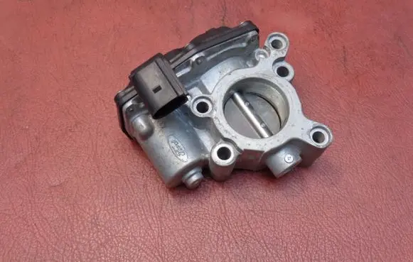 Ford Focus Throttle valve H6BG9F991AA
