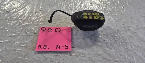 Audi A4 S4 B7 8E 8H Fuel tank filler cap 