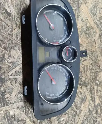 Opel Antara Speedometer (instrument cluster) 96941871 080825