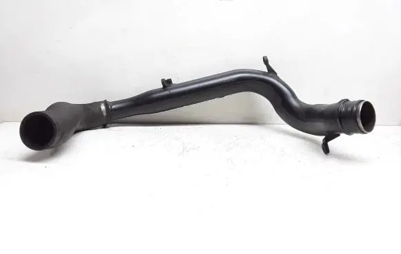 Volvo V70 Intercooler hose/pipe 8624887