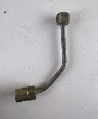 Chrysler Grand Voyager IV Fuel injector supply line/pipe 