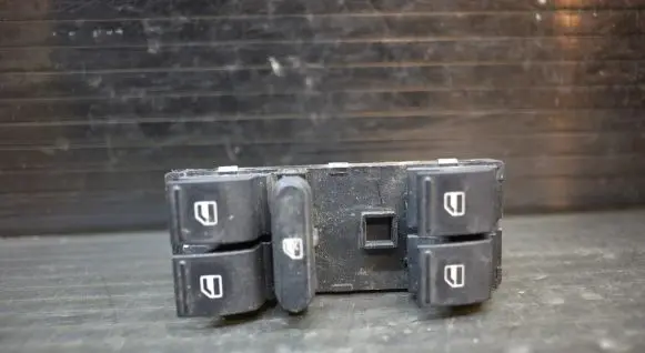 Skoda Superb B6 (3T) Electric window control switch 1Z0959858B