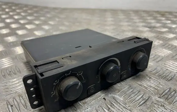 Mitsubishi Pajero Climate control unit 1464308800