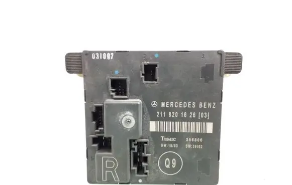 Mercedes-Benz E W211 Door control unit/module 2118201626