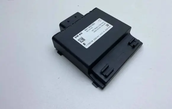 Audi A4 S4 B8 8K Voltage converter/converter module 8K0959663 111002109