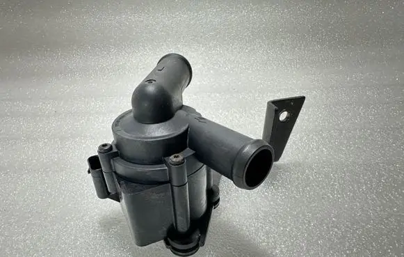 Audi A4 S4 B8 8K Electric auxiliary coolant/water pump 03L965561 03L121093