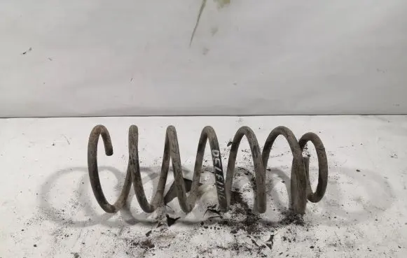 Volkswagen PASSAT B4 Front coil spring