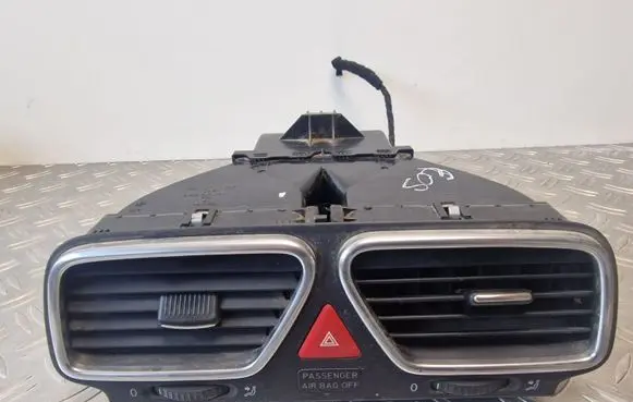 Volkswagen Eos Dash center air vent grill 1Q0819735C
