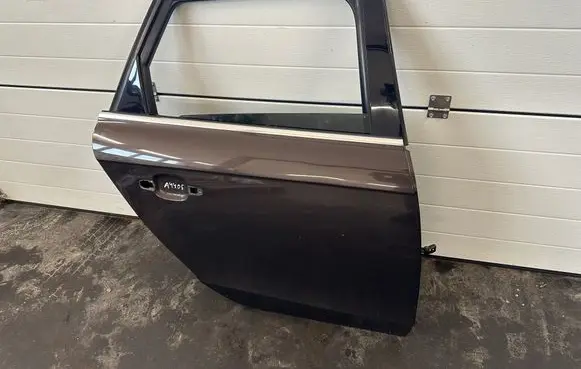 Audi A4 S4 B8 8K Rear door