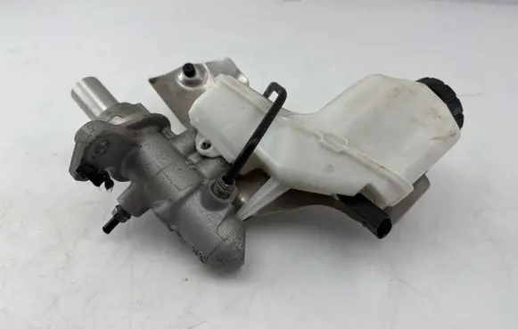 Audi A3 8Y Master brake cylinder 0204839697