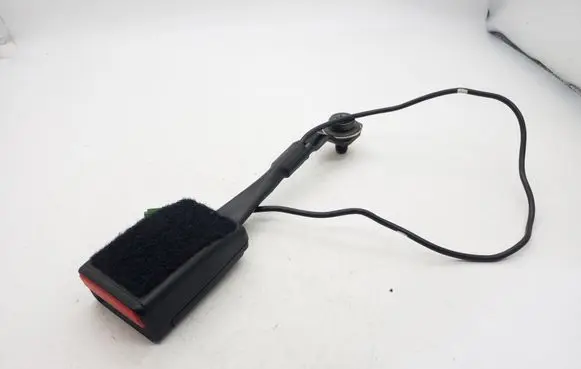 Volvo V40 Front seatbelt buckle 31404247