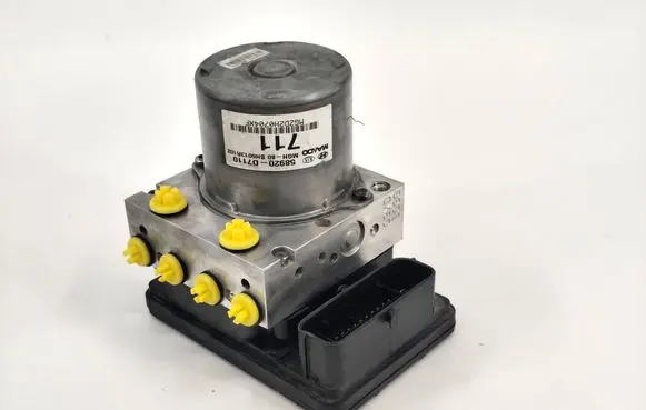Hyundai Tucson TL ABS Pump 58920D7110 BE6003R102