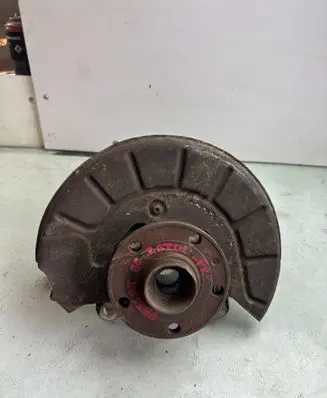 Volkswagen PASSAT B6 Front wheel hub spindle knuckle 543