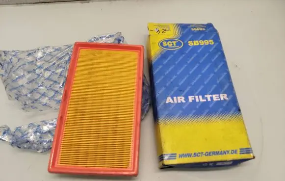 Ford Connect Air filter SB995