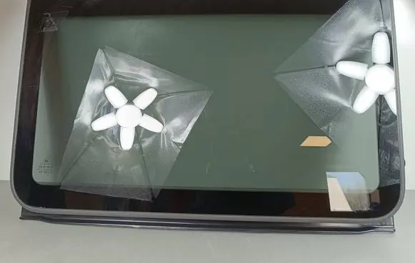 Nissan X-Trail T33 Sunroof glass