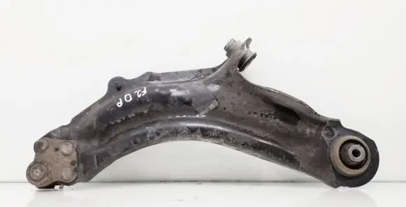 Renault Kangoo II Front lower control arm/wishbone