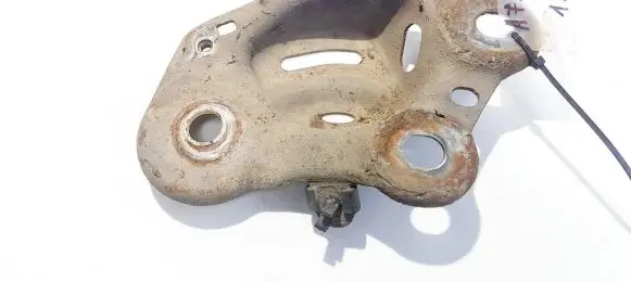 Volvo S80 Bracket in trunk/boot 