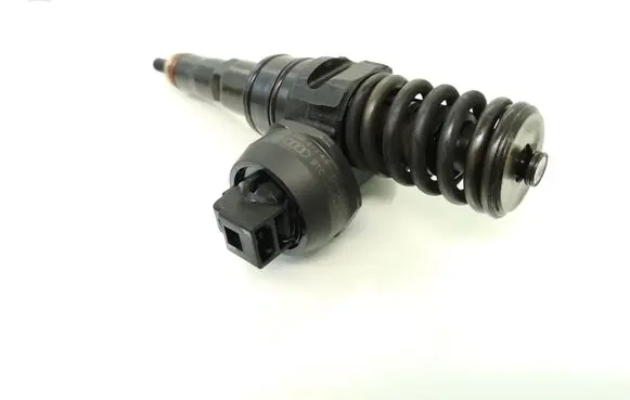 Skoda Octavia Mk2 (1Z) Fuel injector 038130073AG 0414720215