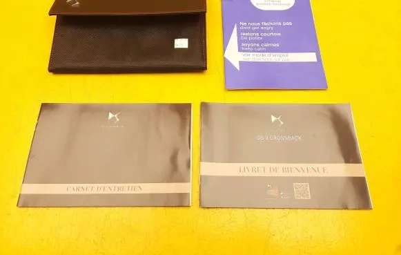Citroen DS3 Owners service history hand book 