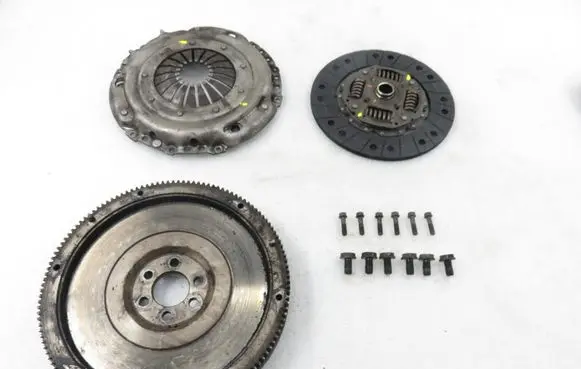 Audi A3 S3 8L Flywheel 323033910 123038510 037105273C