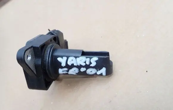 Toyota Yaris Verso Mass air flow meter 222040J010