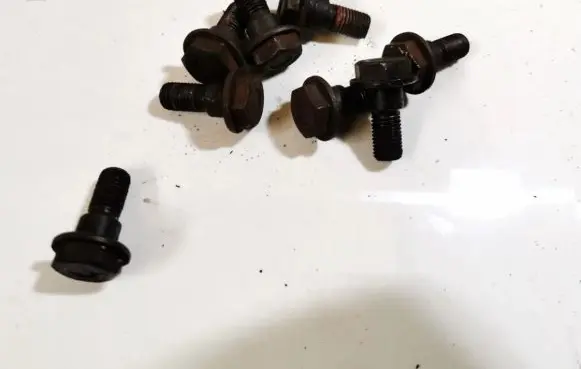 Toyota Avensis Verso Nuts/bolts 