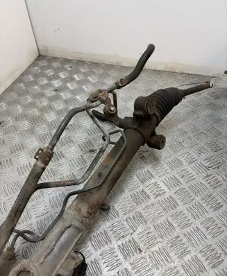 Toyota Avensis Verso Steering rack 44020I