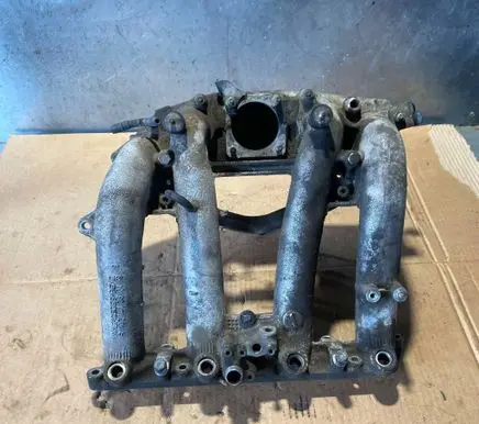Mercedes-Benz E W124 Intake manifold R1021413601