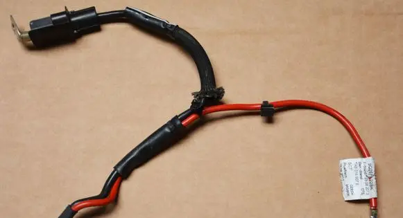 Volkswagen Golf VII Positive cable (battery) 5Q0971228K